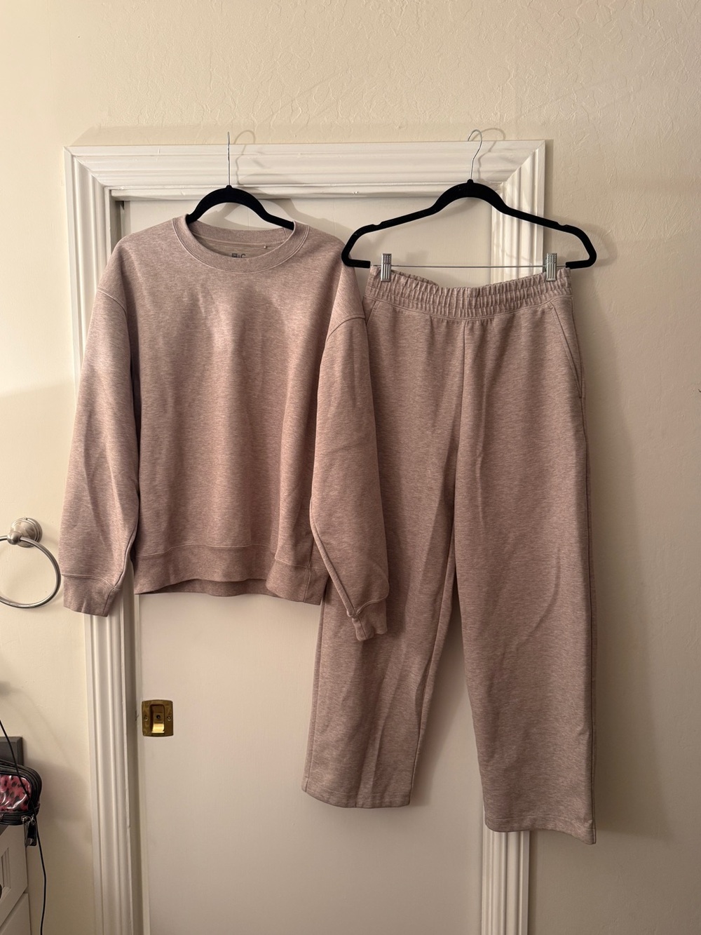 Uniqlo sweat set - beige unisex